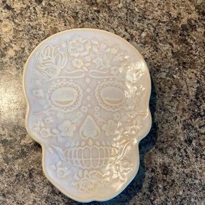 Fiestaware Cream Skull Decor